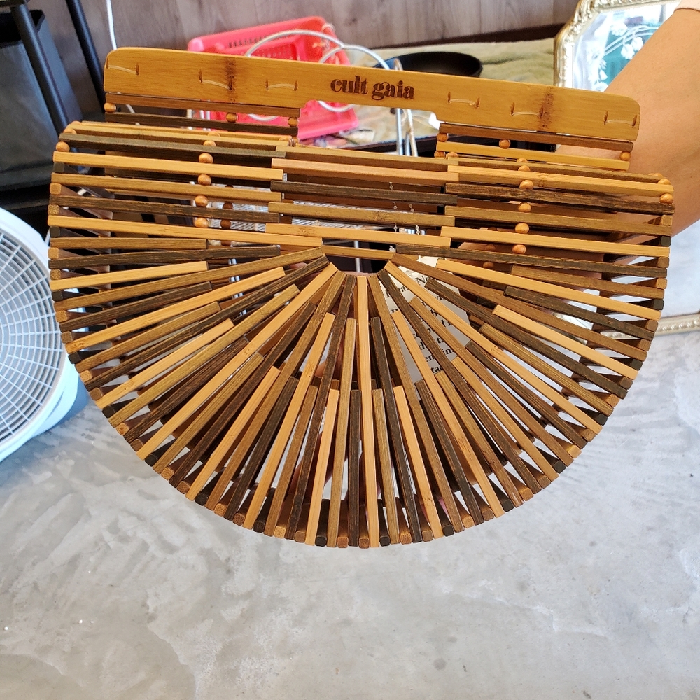 Cult gaia purse